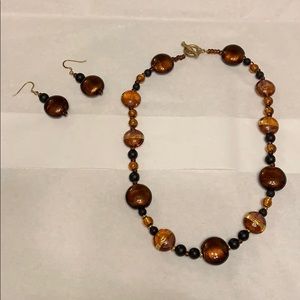 Necklace and earring set